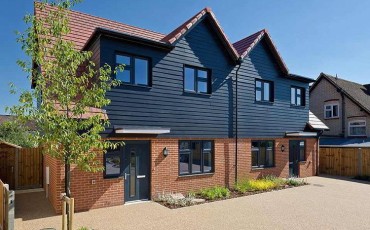July 2018 - Ockford Ridge Development Handing Over